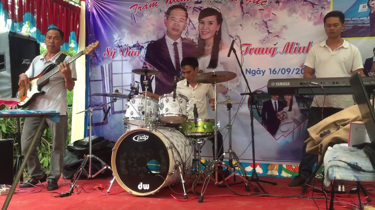 Let's it all be Music