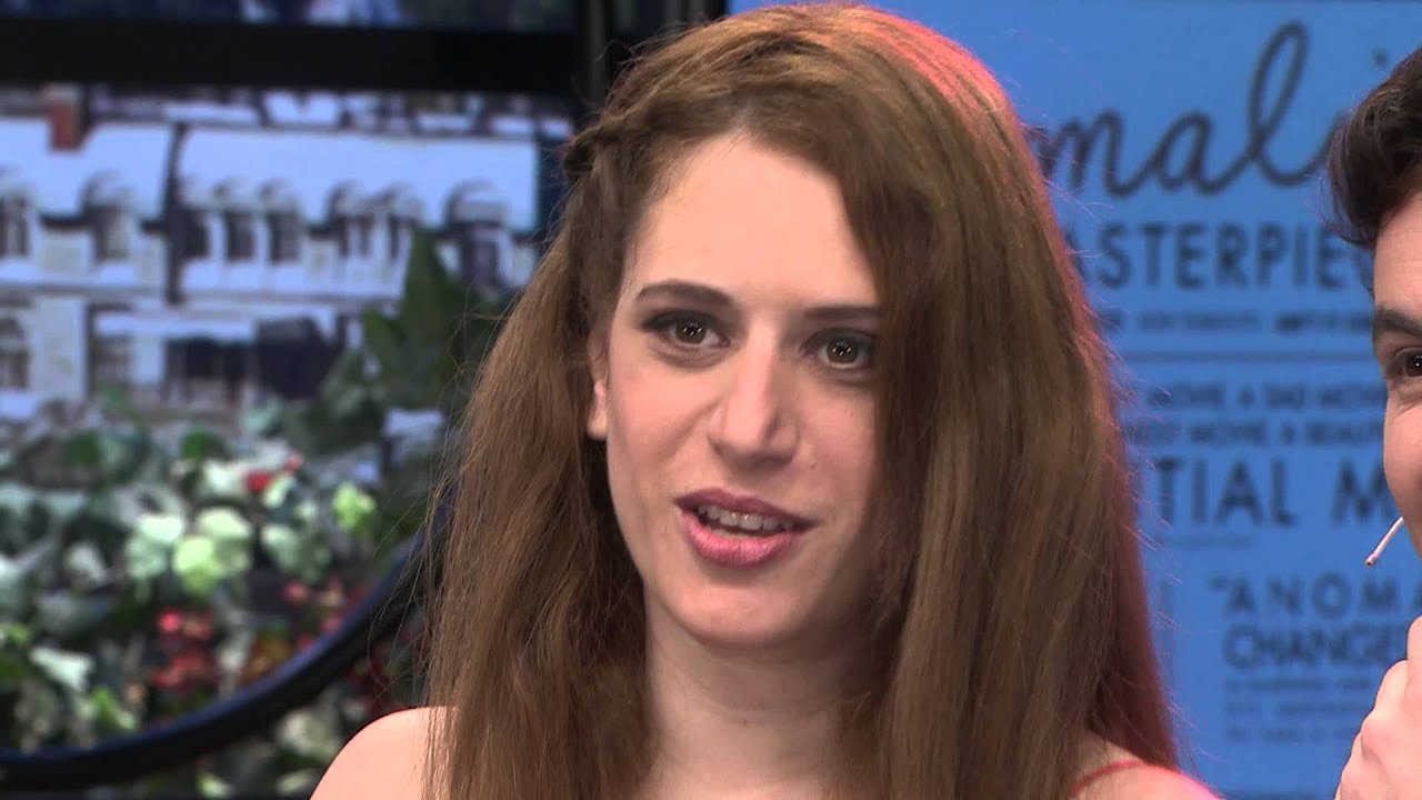 Gisela Ponce de León descubre el upss de Moulin Rouge