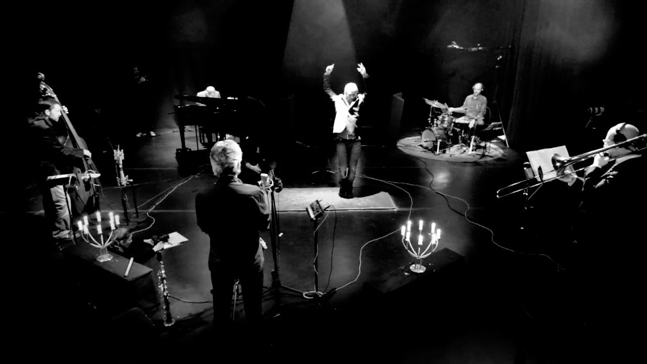 PABLO MARTÍN CAMINERO – EL 13 DE LA SUERTE (A  Dave Holland) del álbum EL CAMINERO