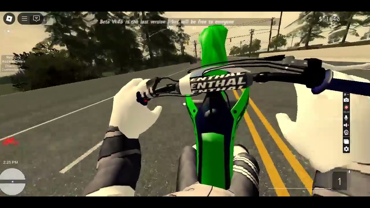 NEW DIRT BIKE GAME ON ROBLOX NAME IS RBL realistic bike life REALLY FUN