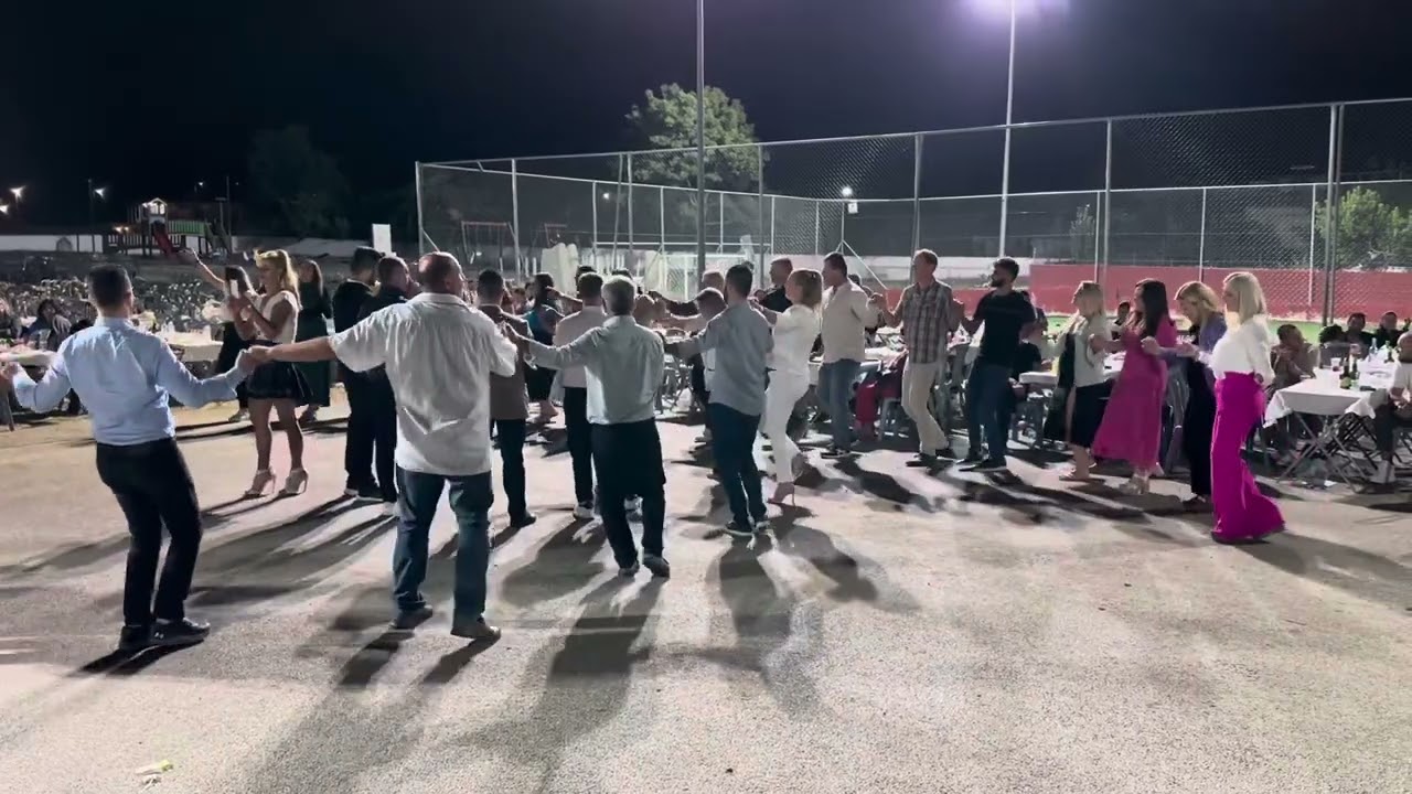 ΠΑΝΕΜΟΡΦΟ ΜΙΚΡΟ ΧΩΡΙΟ, ΧΡΗΣΤΟΣ ΠΟΤΣΗΣ, ΓΙΑΝΝΗΣ ΖΙΑΚΟΣ ΚΛΑΡΙΝΟ, ΚΑΛΥΒΙΑ ΟΛΥΜΠΟΥ