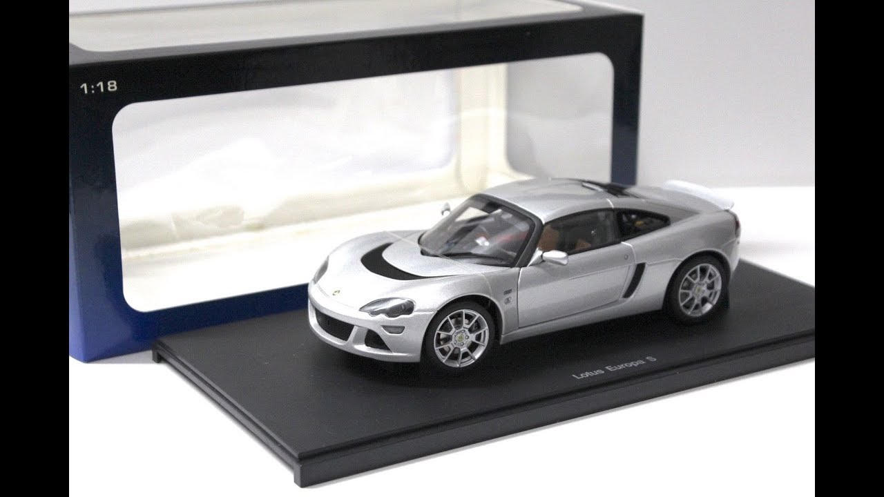 Cheap 1/18 AUTOart diecast model cars you can still buy