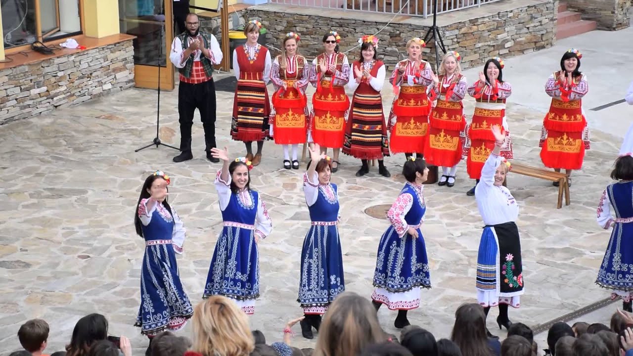Bulgarian Horo Dance at AAS Assembly