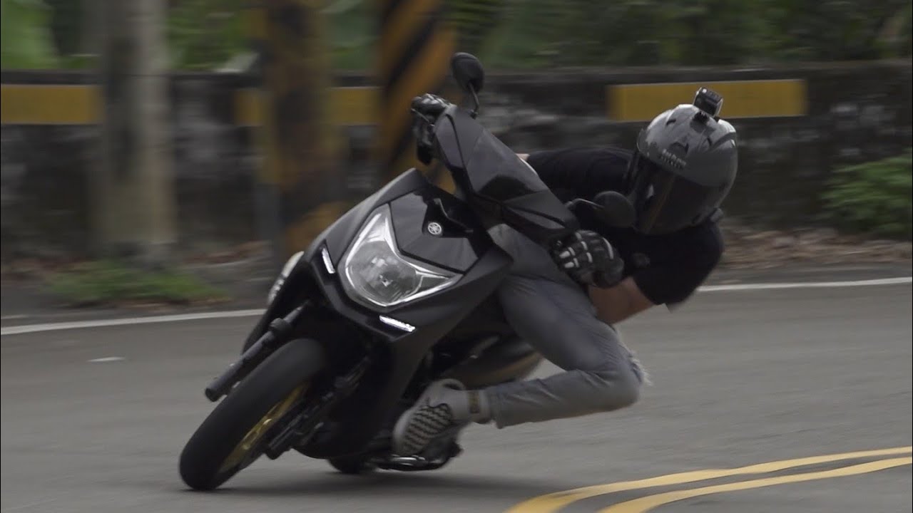 136縣道 動態追焦 50fps 重機 磨膝 Sony FDR AX700 touge motocycle scooter 檔車 卡普