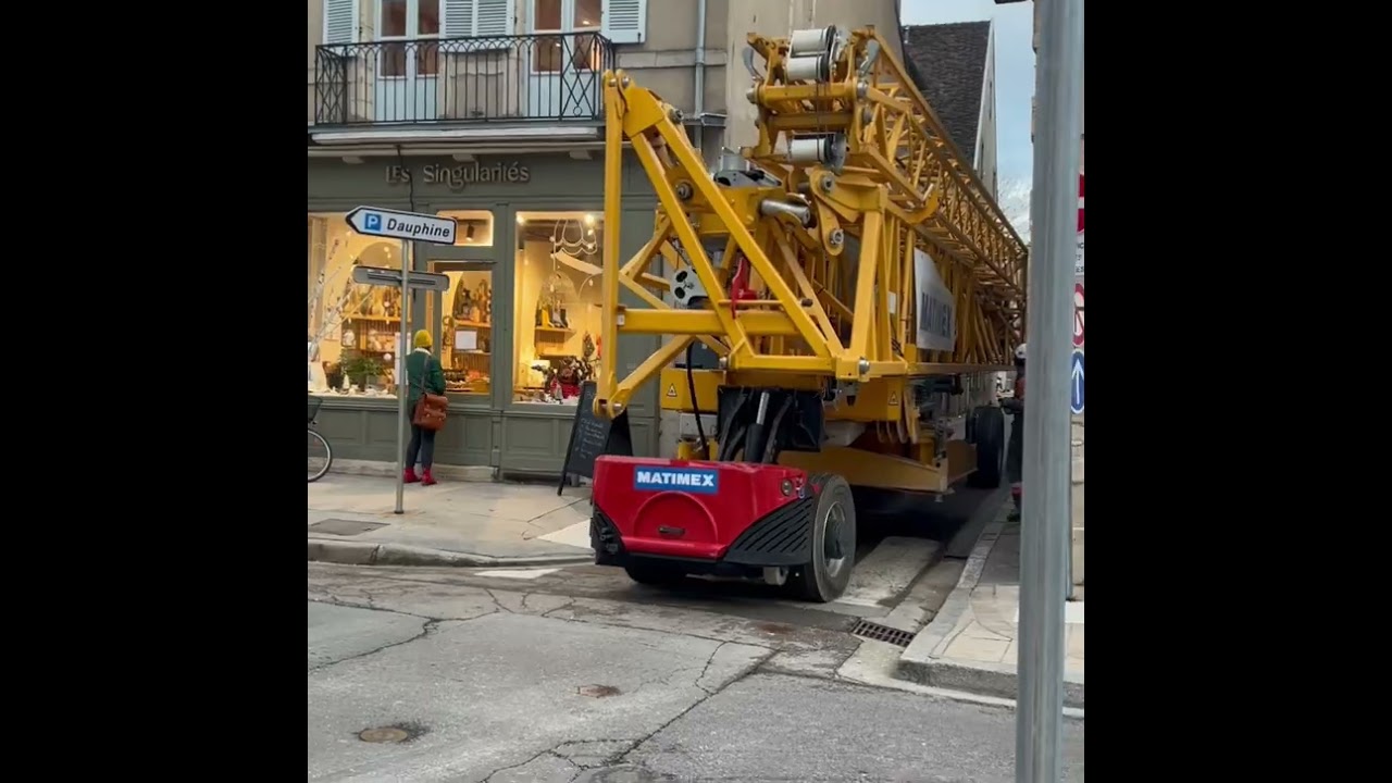 GRUE MONTAGE  RAPIDE POTAIN HUP 40 30 SORTIE CHANTIER AVEC GAPO