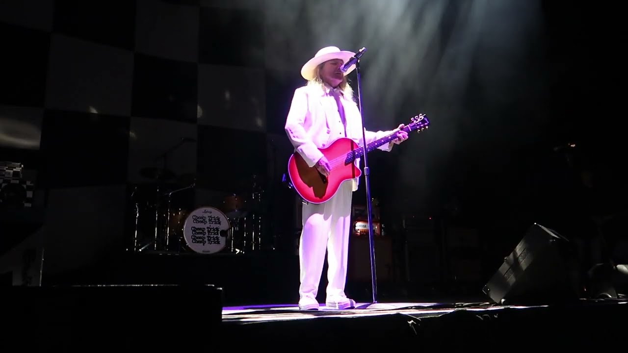 Cheap Trick – It All Comes Back to You/The Flame – Allstate Arena, Rosemont, IL – 05/17/24