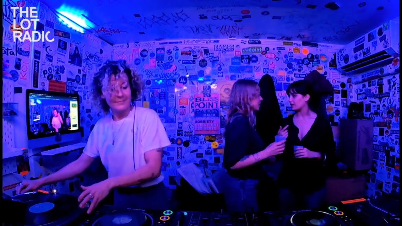 tINI @TheLotRadio (May 13th 2022)