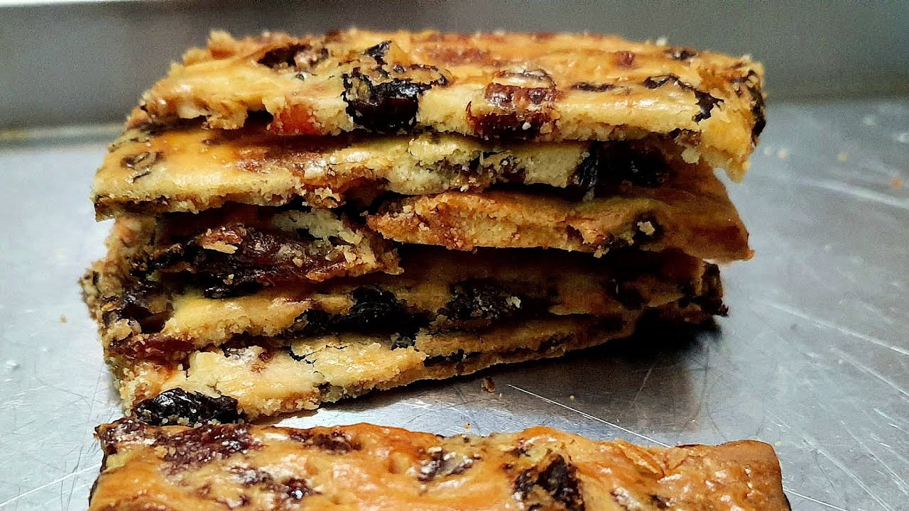 Golden Raisin Biscuits | Garibaldi Biscuits | @DAPUR2020