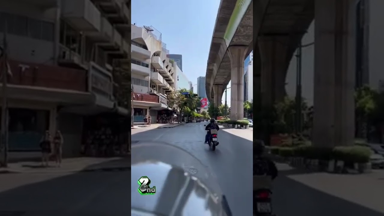 Getting a grab motorbike in Bangkok be like real life Mario kart #bangkok #thailand #grab