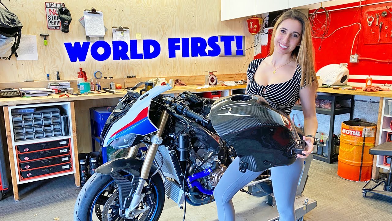 2020 S1000RR Gets a Carbon Fiber Gas Tank!!!