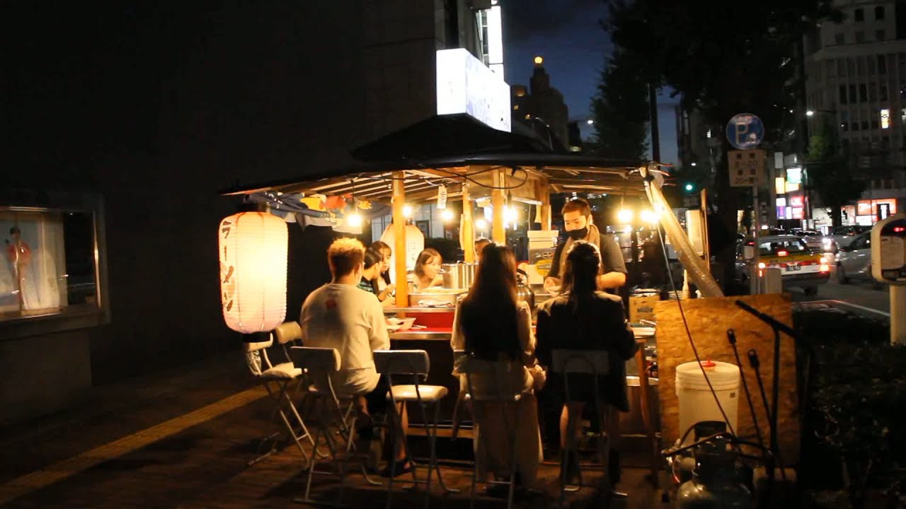 開店後すぐ満席！多くのお客さんに愛される福岡天神屋台の開店に密着｜Japanese street Food in Hakata｜アゴ出汁ラーメン