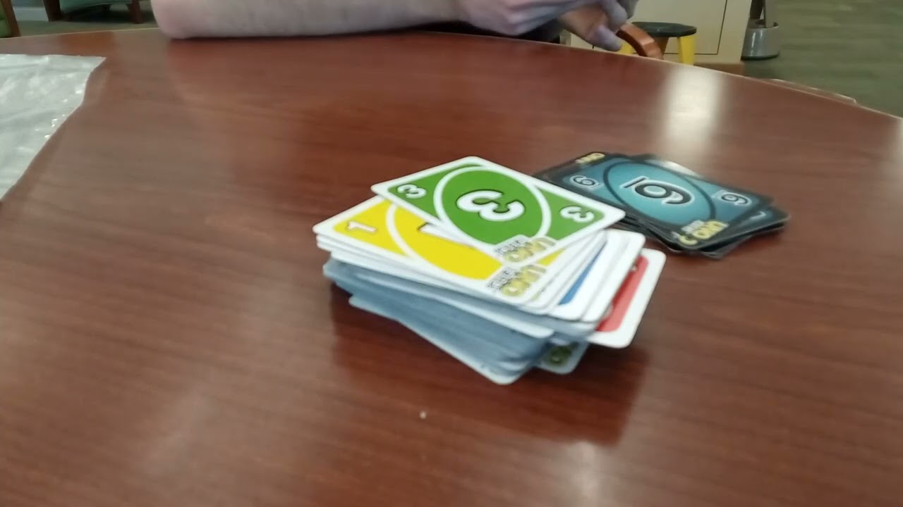 Uno flip game play 