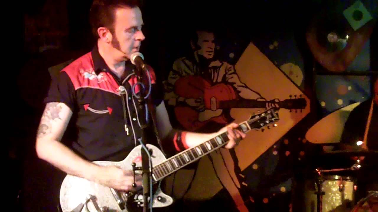Vince Ray - Somebody's Gonna Get Their Head Kicked In Tonight