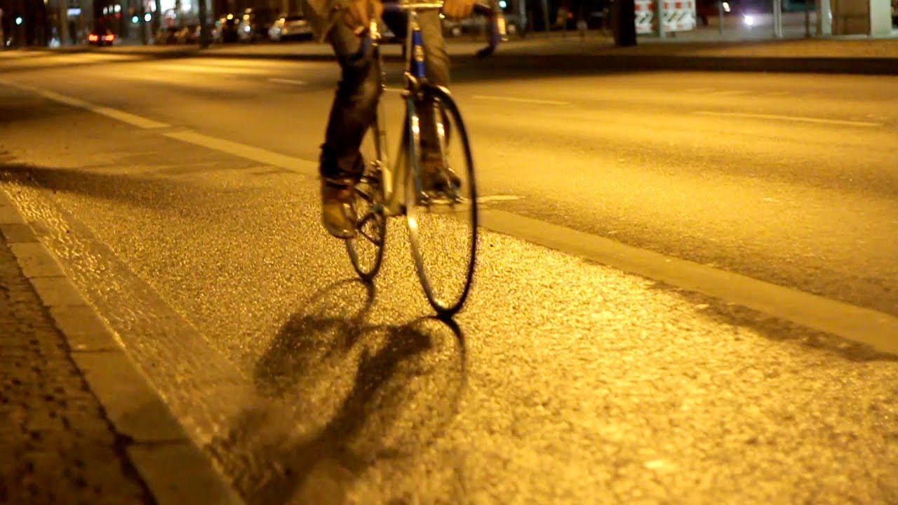 Canon T4i / 650D: Low Light (ISO 1600, 3200) Video Test
