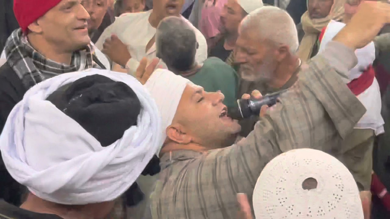 الشيخ أحمد الفاروقي بعزبه العنبر مركز العدوه الجزء التاني