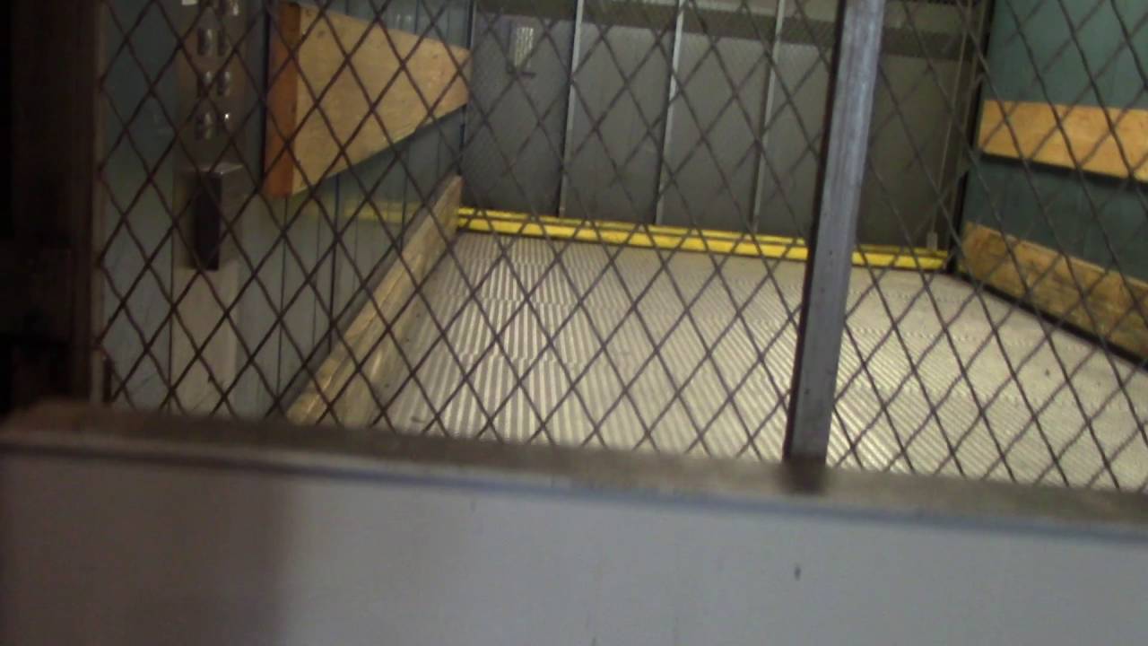 Schindler Hydraulic Freight Elevator - Orange County Convention Center North Concourse - Orlando, FL