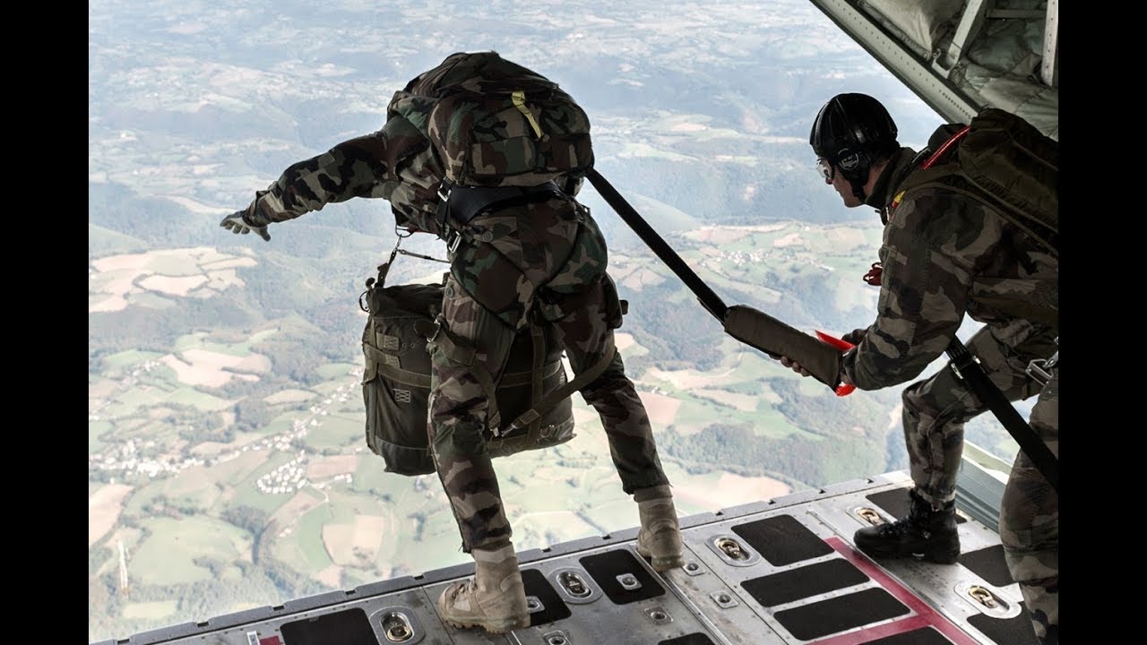 Embarqu&eacute; - Commandos parachutistes