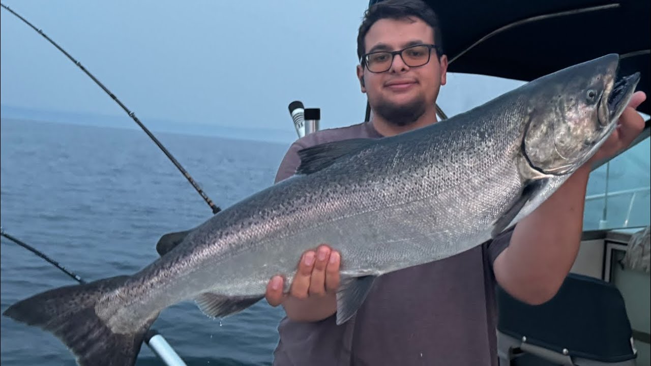 Fishing Lake Michigan for BIG Salmon and Trout