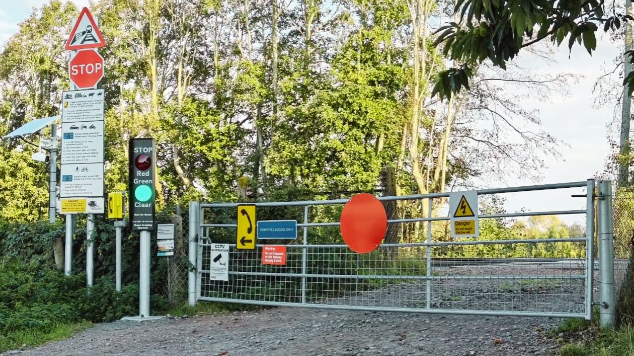 Bax Level Crossing, Kent