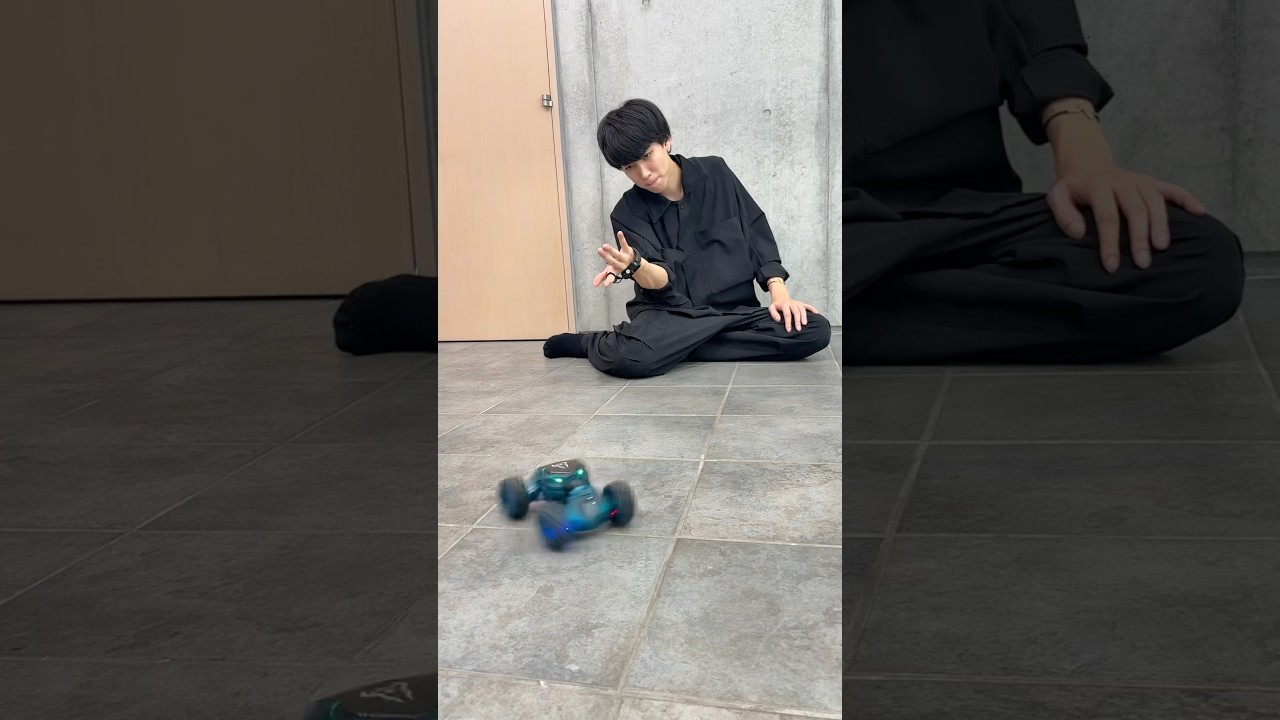 ジェスチャーで操縦するラジコンカーwww