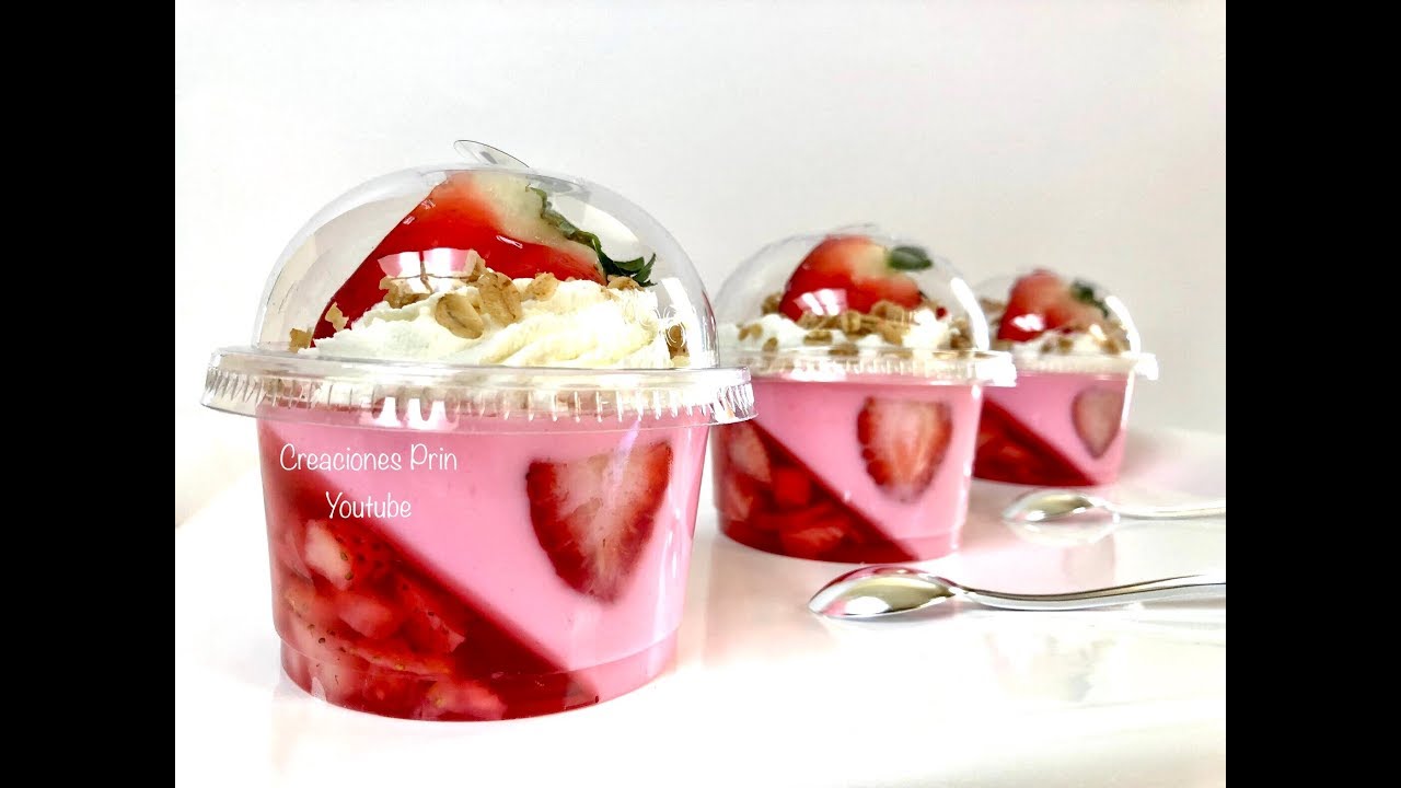 Gelatinas de fresa con Yogurt, para Negocio o mesa de postres