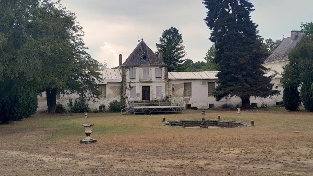 Château Fantôme et Dangereux : L’Histoire Méconnue
