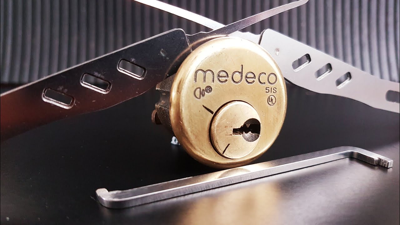 Medeco Biaxial 51S picked & gutted