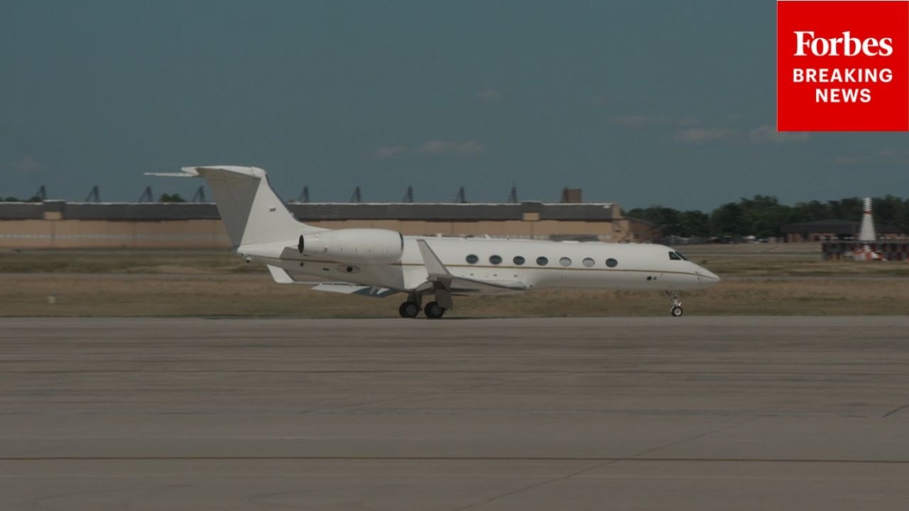 BREAKING NEWS: JD Vance Departs To Switzerland For Iran Talks