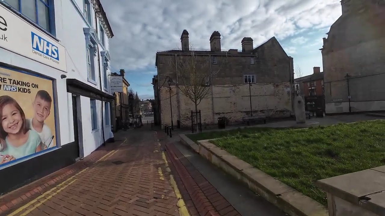 A Sunday walk around Mansfield, Sun 15 Mar 26. (4k)