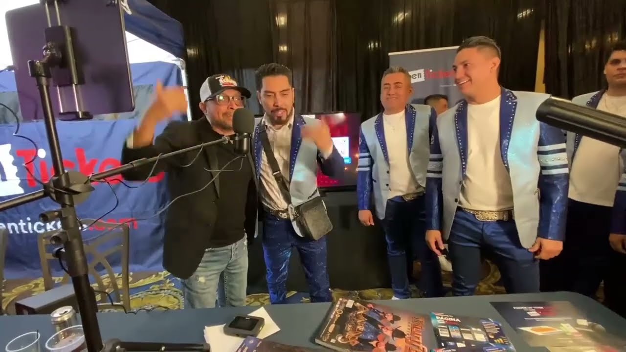 Chava Hernández y su Grupo Entrevista desde Las Vegas 