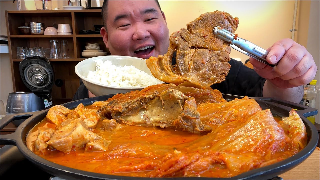 밥 한사발에 숄더랙 김치찜 역대급 연쇄 쌀밥마 요리먹방 입니다 MUKBANG