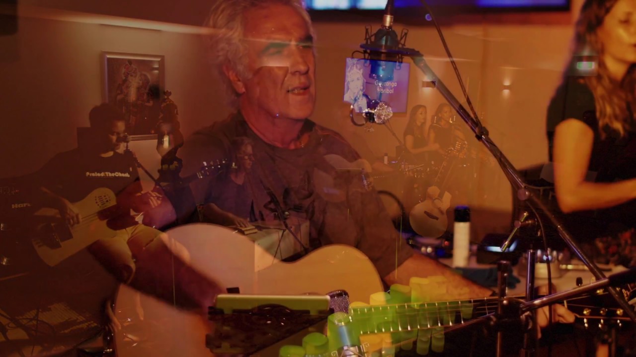 Golden Forest Kirtan Pralad 'n the Chants the Mantra Room Maha Mantra