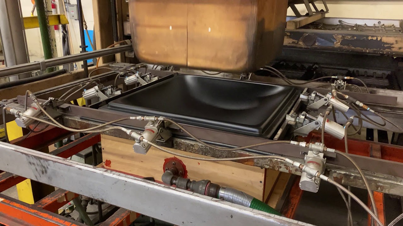 Heavy gauge Thermoforming & blowing a bubble