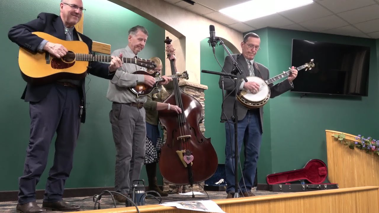 Long Distance Bluegrass at Crabtree Or. home concert (set 2) /1-24-26