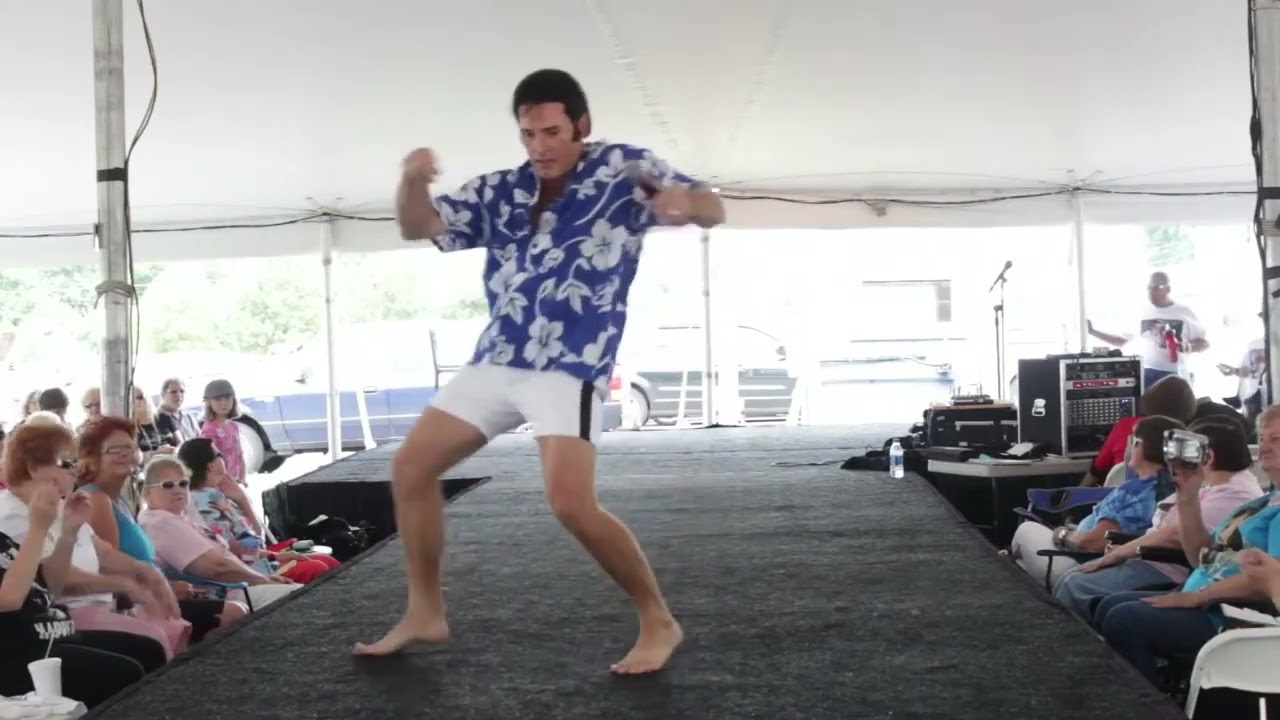 Todd Bodenheimer sings 'What'd I Say' Elvis Week 2014