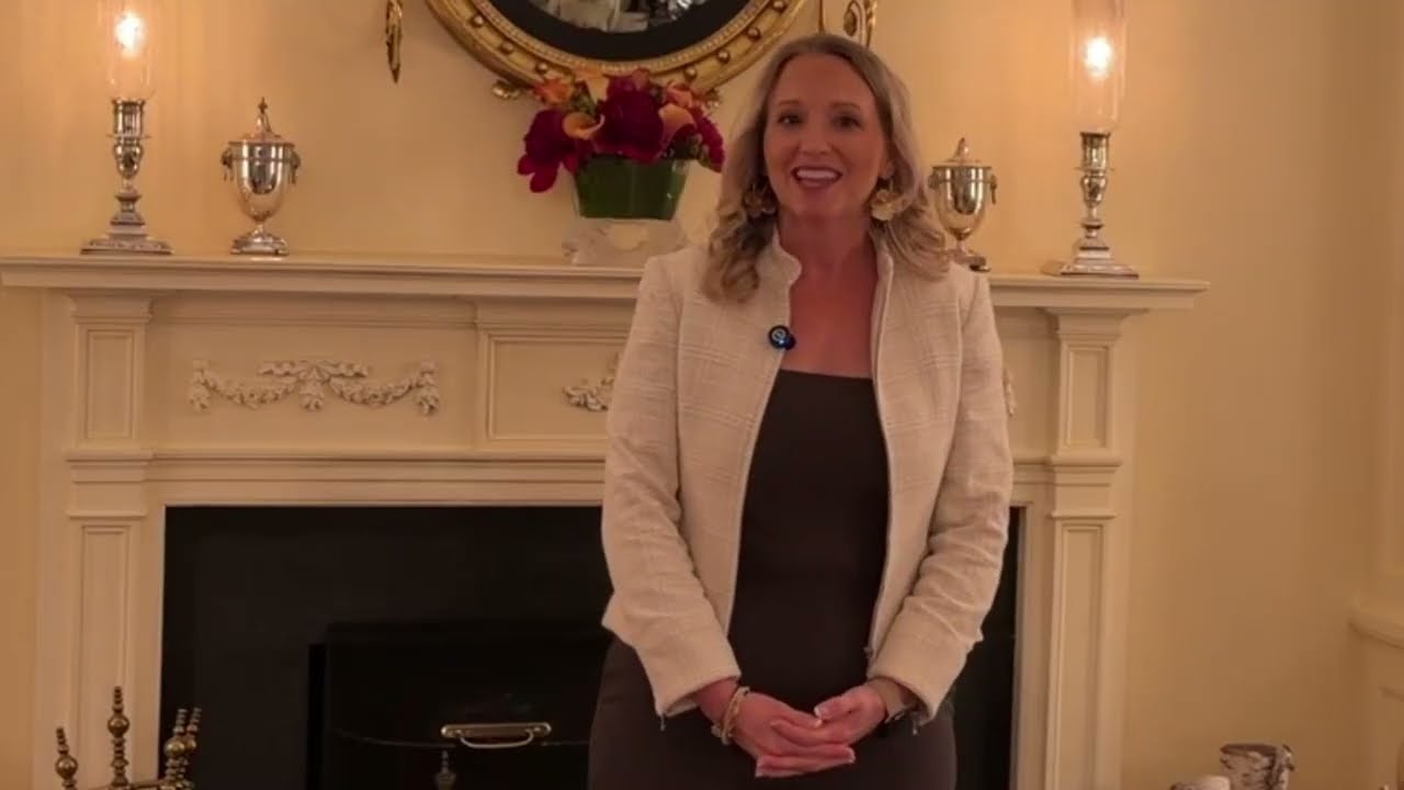 This paraprofessional turned her job into a degree — and became a teacher.