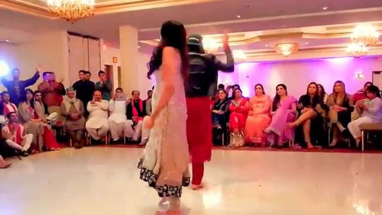 Sam and Muss- O la la Mehndi dance
