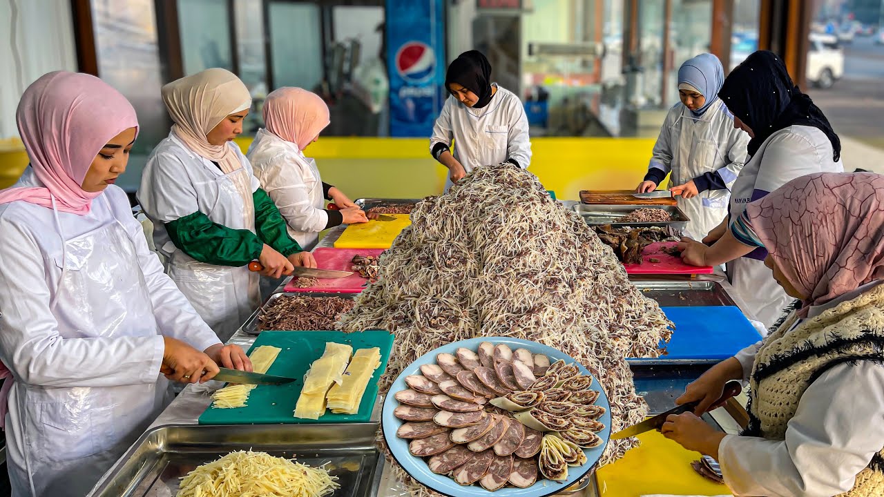 Самая ПРОДАВАЕМАЯ еда в НОВОМ Году. НАРЫН - Очень Вкусное Блюдо из ТЕСТА | Блюдо с КАЗИ