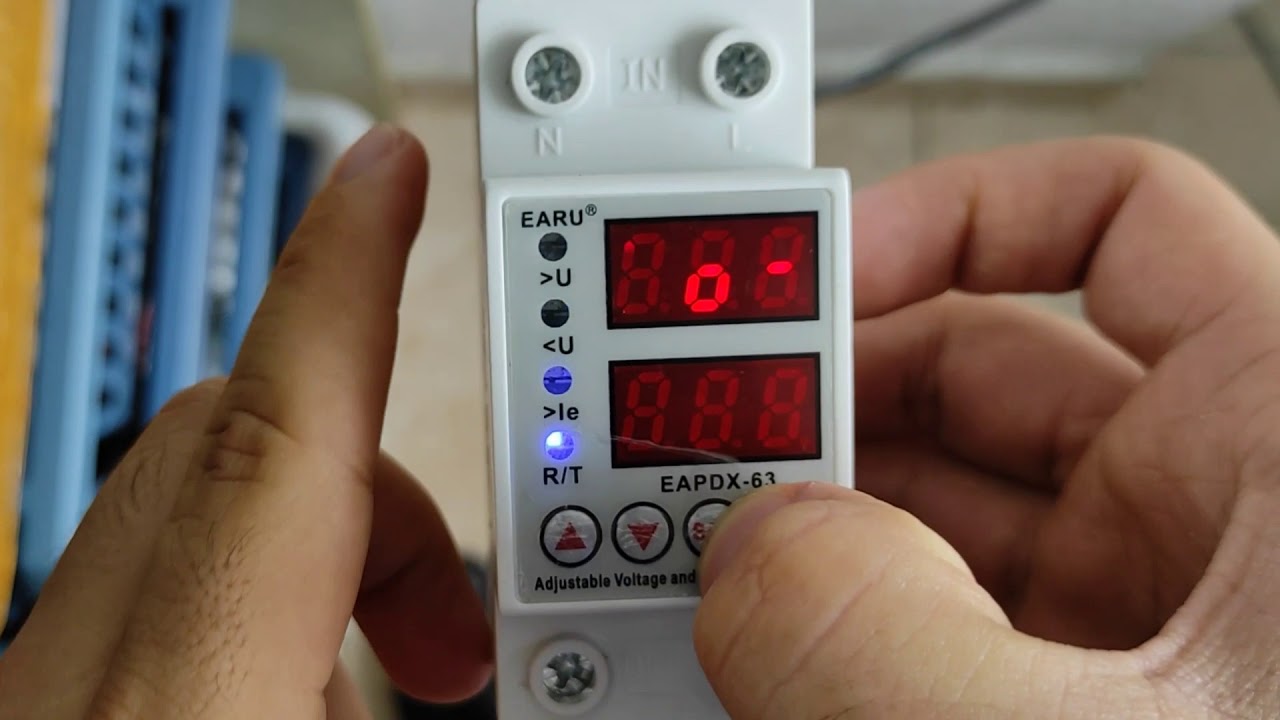 Configuraci&oacute;n protector de voltaje y amperaje por alta y baja, protector de sobretensi&oacute;n guardamotor