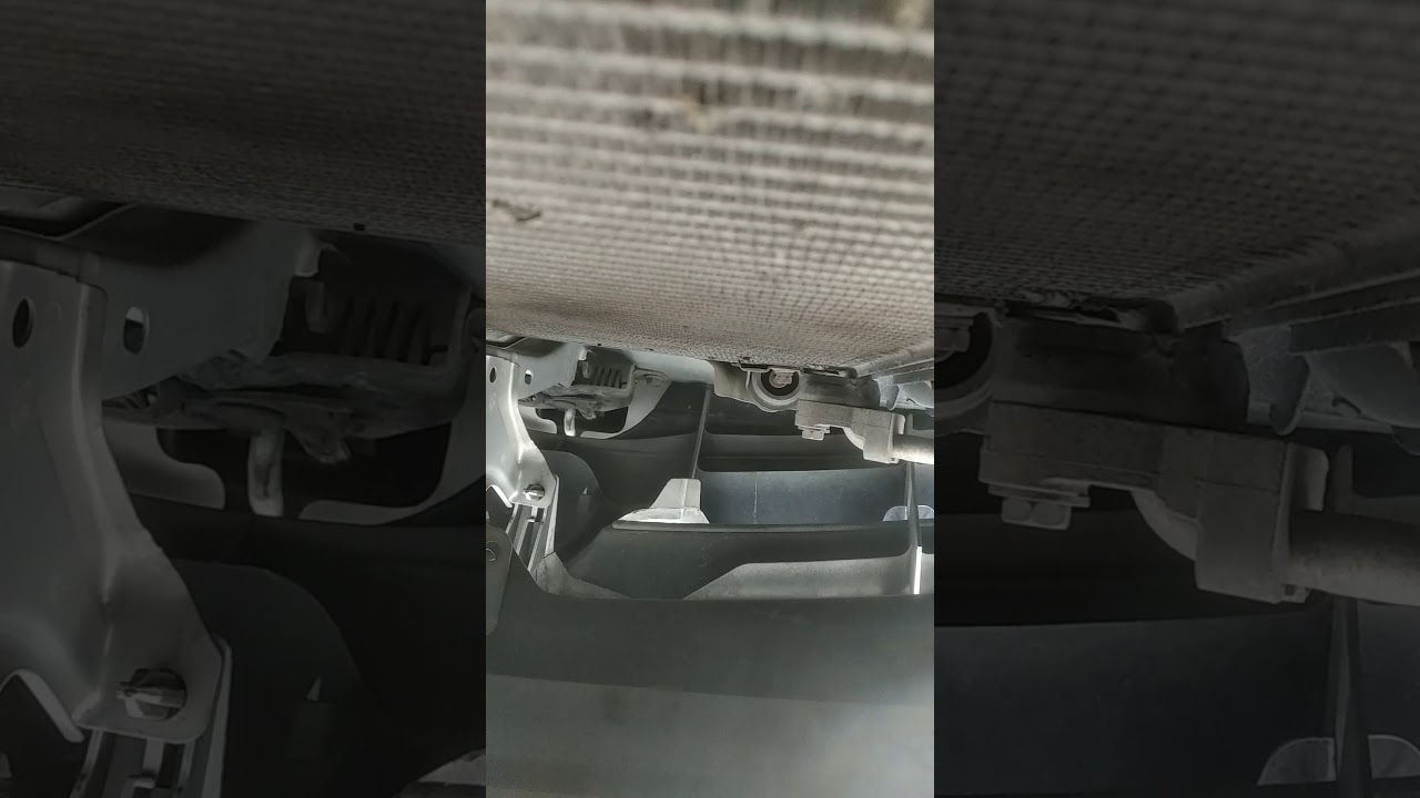 Тойота Ист. Как открыть капот. Трос порвался