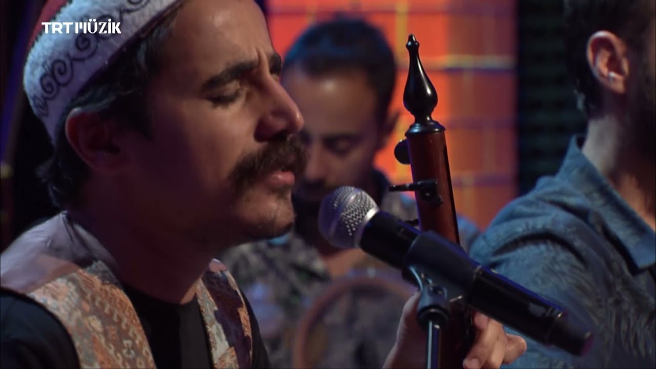KARADIR KAŞLARIN - UĞUR ÖNÜR