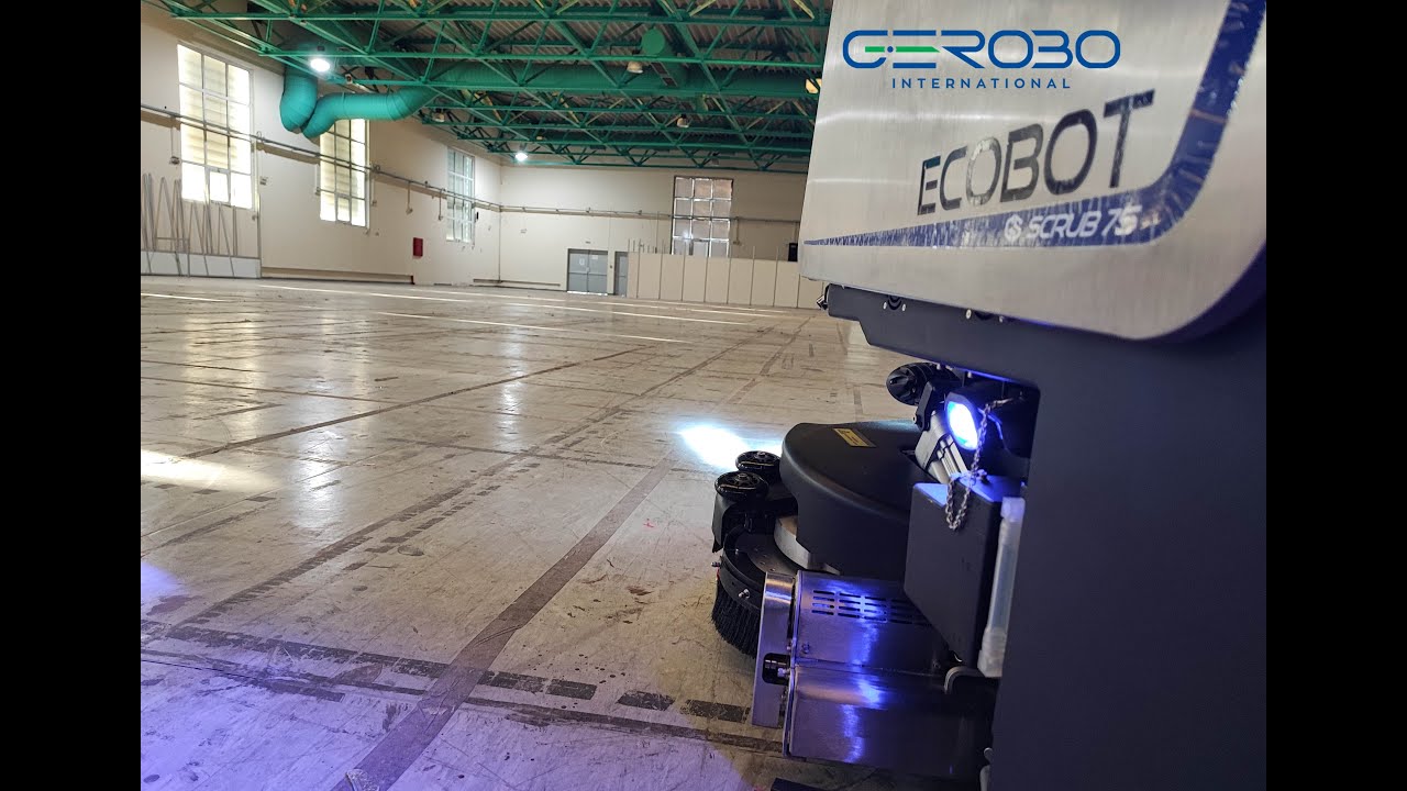 Gerobo Gausium 75 Auto cover mode in Expo center in Athens.