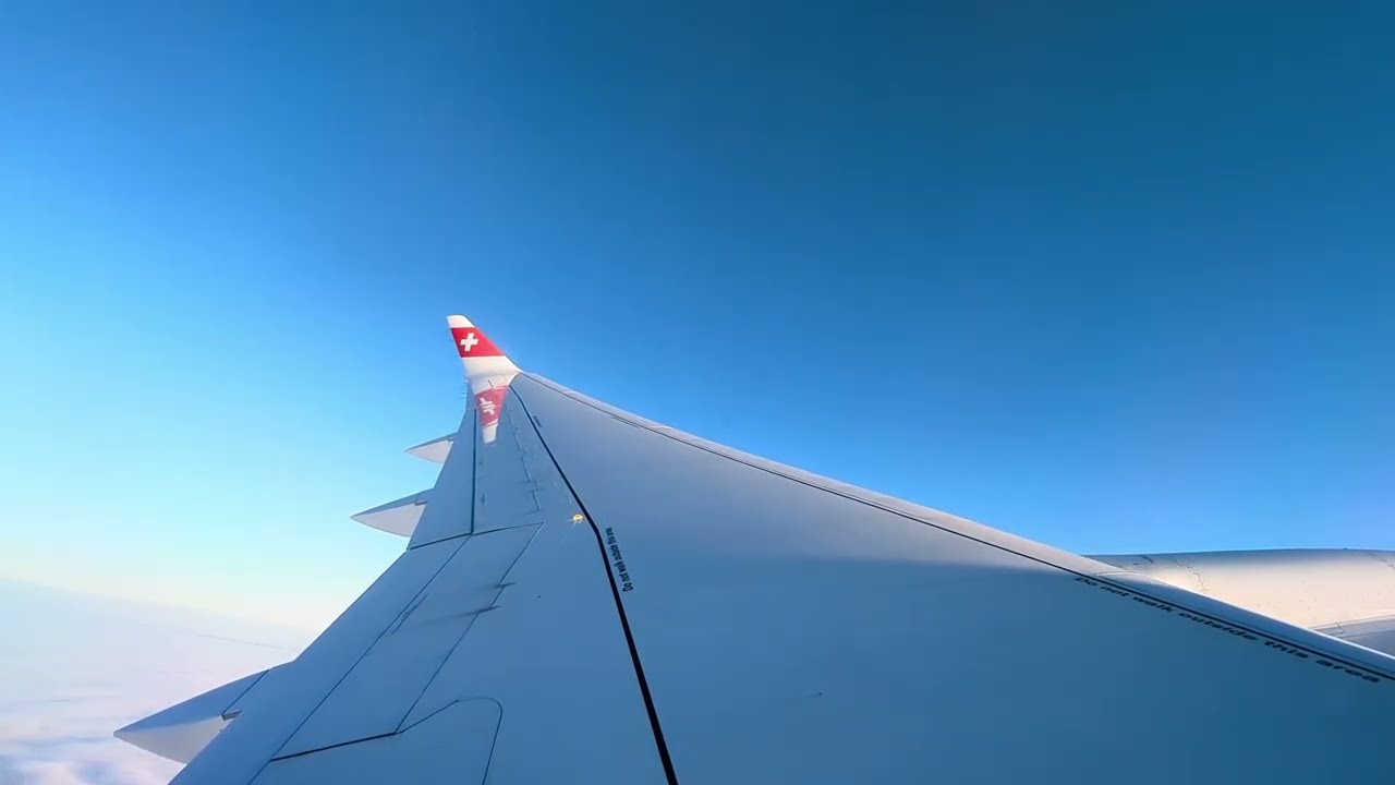 || Swiss || A220 || Takeoff || Hanover || HAJ || EDDV