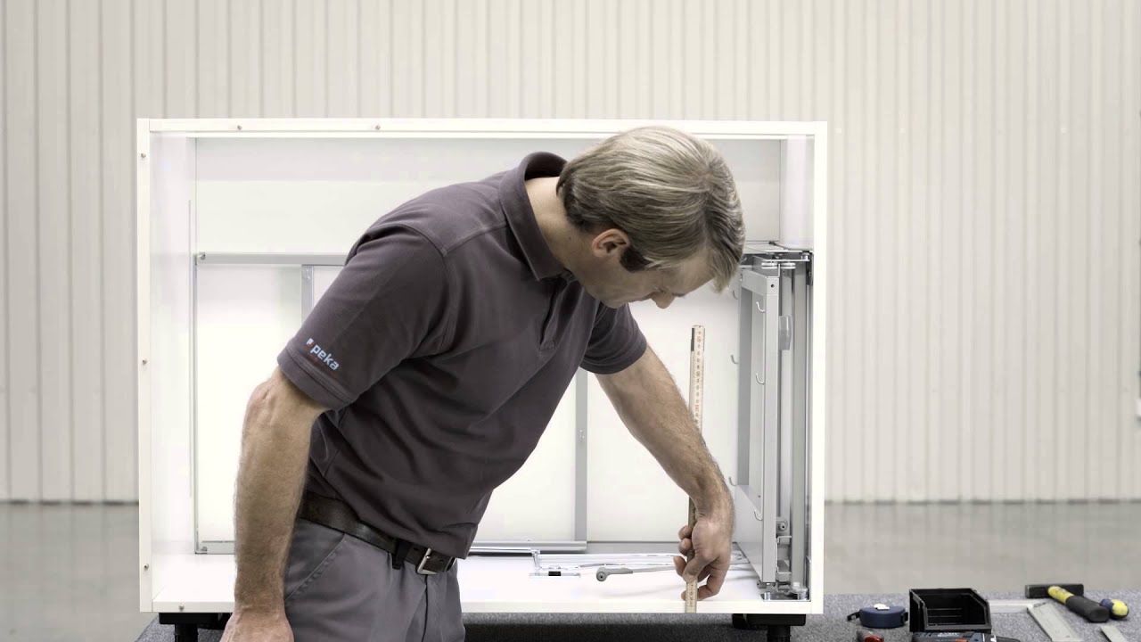 Assembly video MAGIC CORNER STANDARD peka