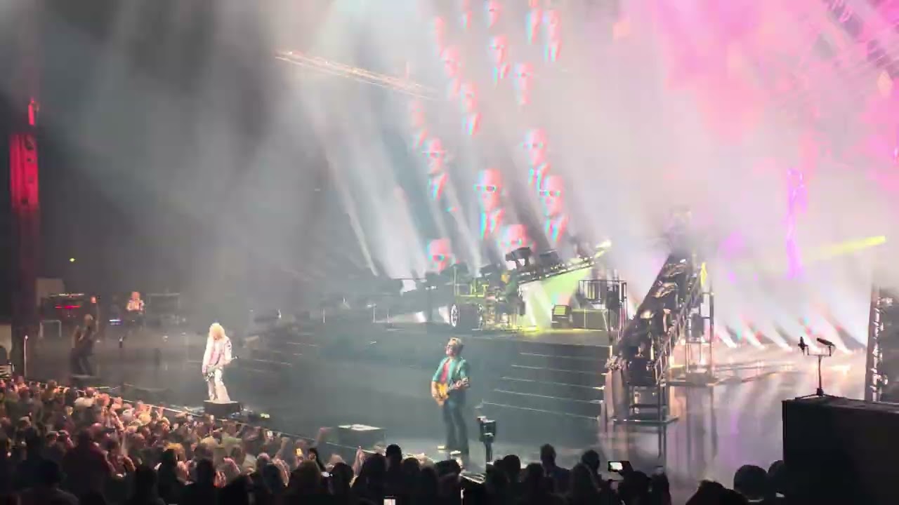 Def Leppard Bringin' On The Heartbreak Las Vegas