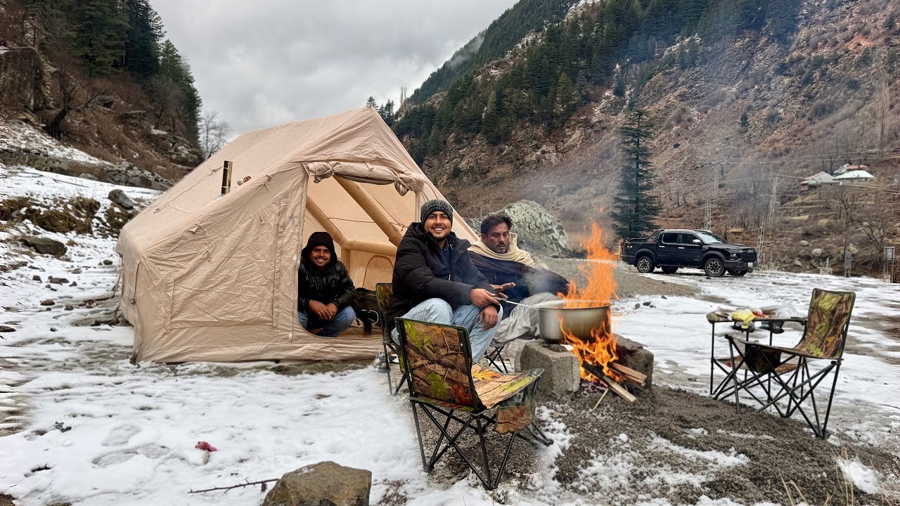 Camping in Snow ❄️⛺️😳