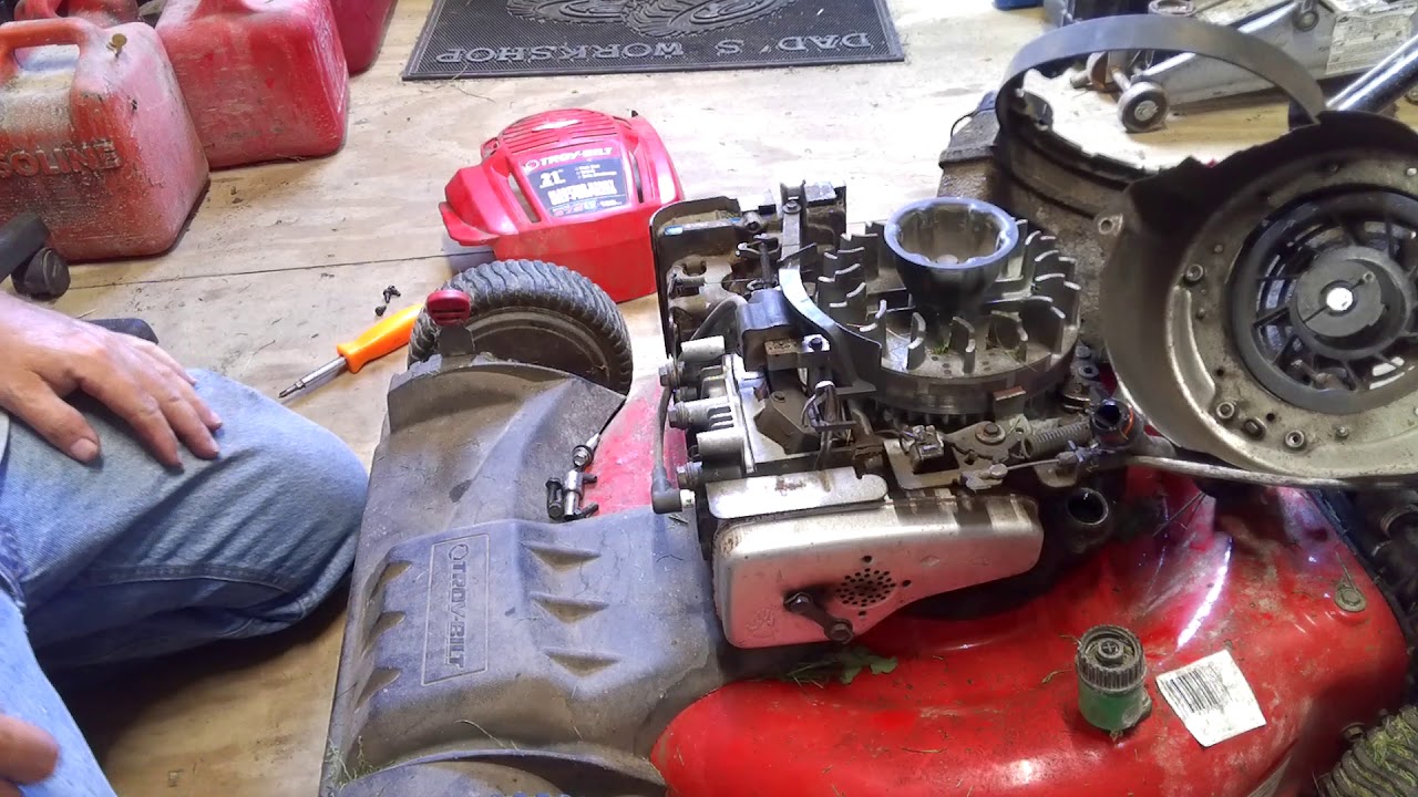 Система автоматической воздушной заслонки на двигателе Briggs & Stratton