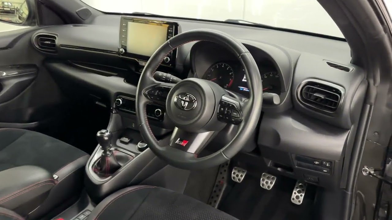 TOYOTA YARIS 1.6T GR Circuit
