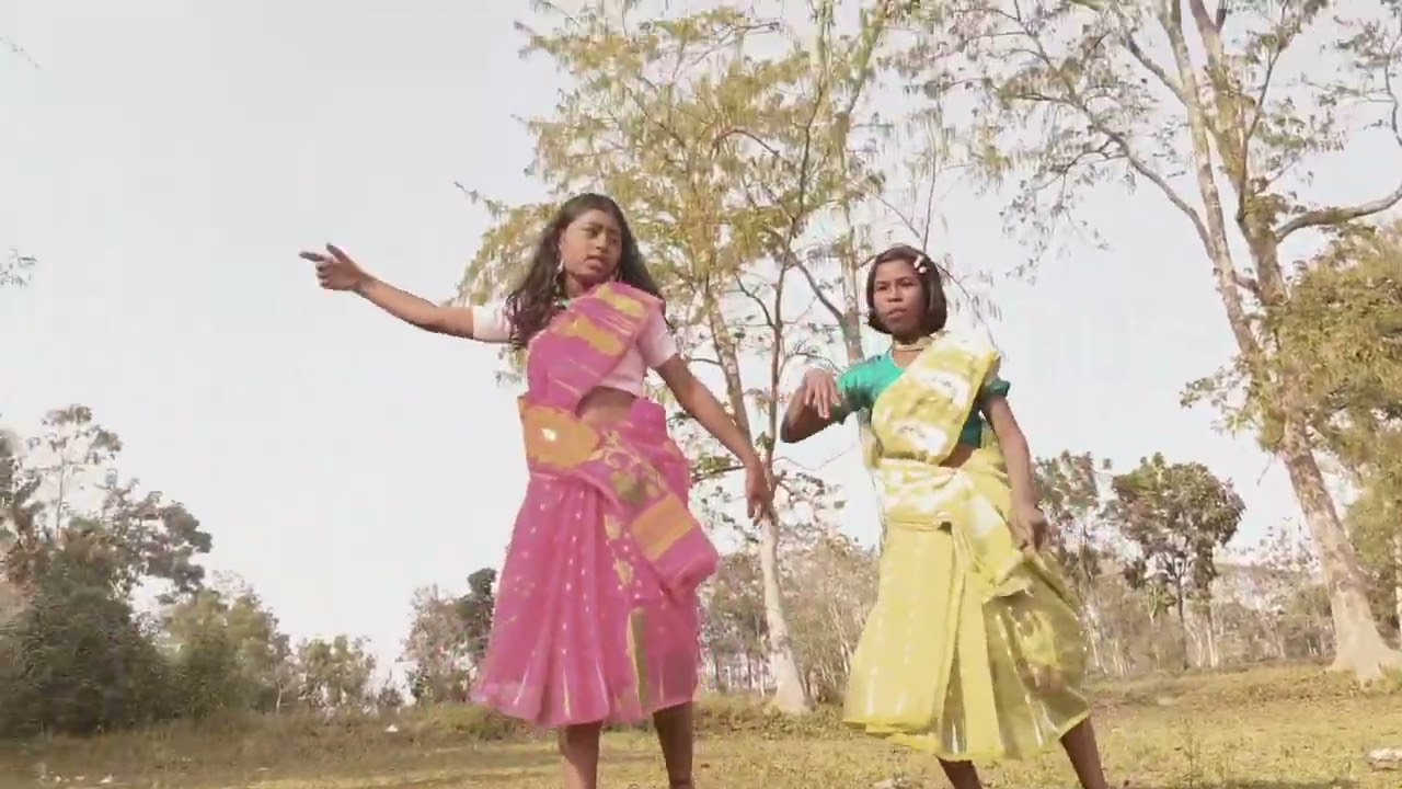 ফাগুনের ও মোহনায় বসন্ত বাতাসে আমার অঙ্গ জ্বলে যায় ☺️☺️☺️