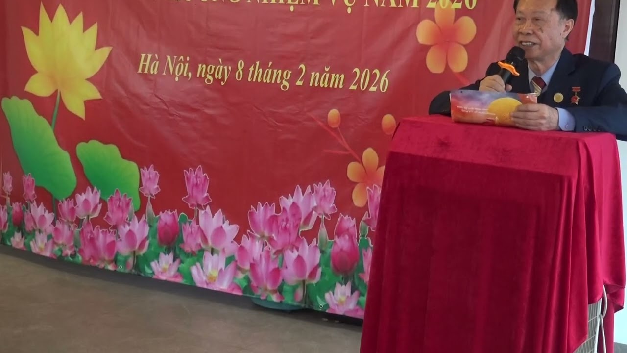  Nguyễn Hữu Dụ khai mạc: Giới thiệu đại biểu. Tặng hoa .Tao Đàn Họ Nguyễn Việt Nam. 8 2, 202